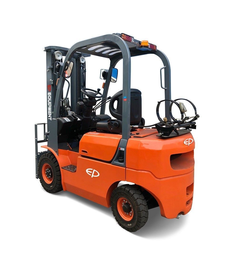 Автопогрузчик бензиновый EP CPQD15T8